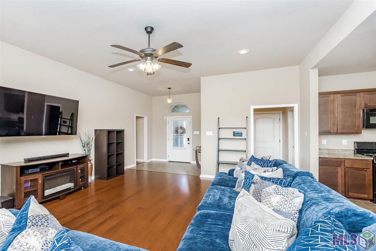 7135 Rue St Claire Addis, LA 70710 - Photo 4 of 26 Gallery Image 4