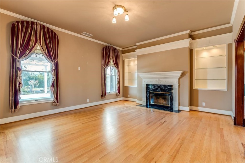 1655 Barley Grain Road Paso Robles, CA 93446 - Photo 22 of 62 Formal living room with wood burning fireplace