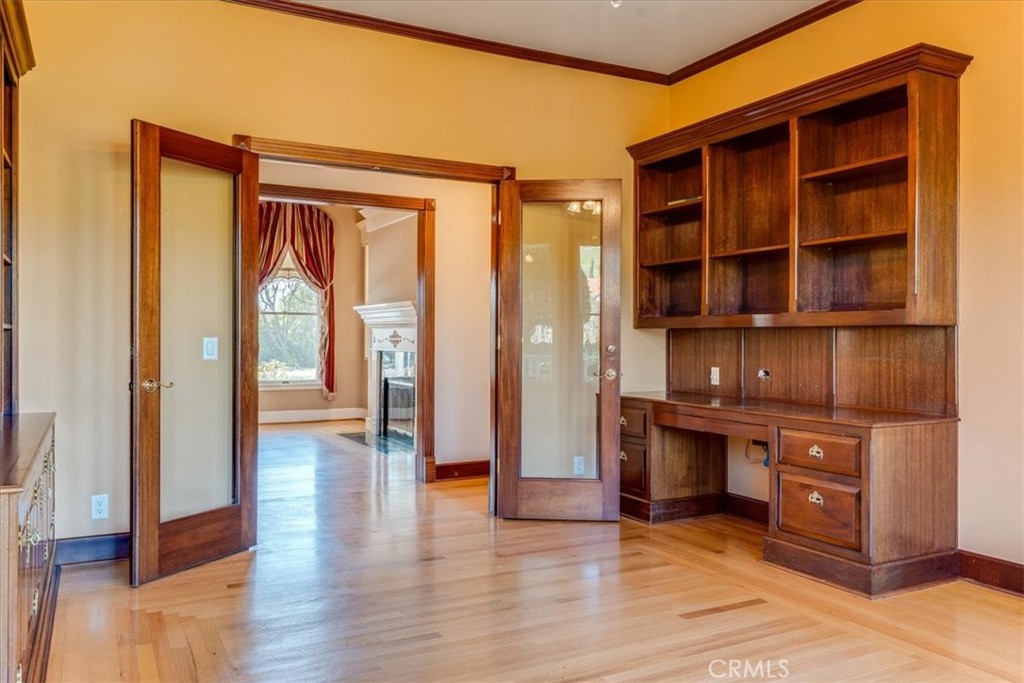 1655 Barley Grain Road Paso Robles, CA 93446 - Photo 23 of 50 View from the office into the living room