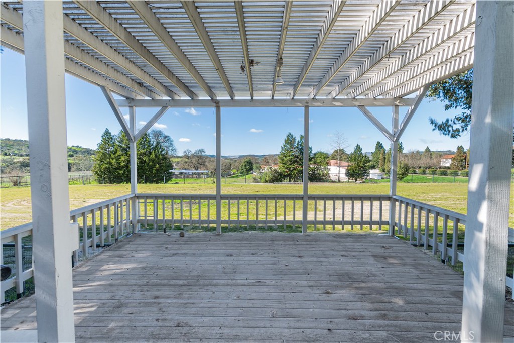 1655 Barley Grain Road Paso Robles, CA 93446 - Photo 49 of 62 Viewing Stand