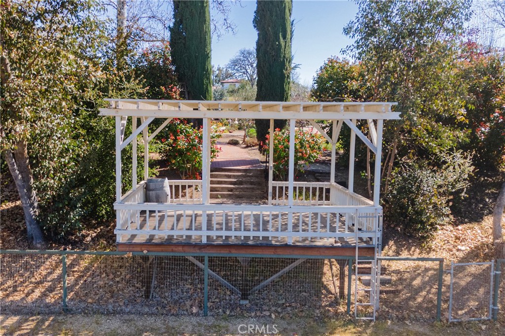 1655 Barley Grain Road Paso Robles, CA 93446 - Photo 50 of 62 The viewing stand has a walking path to the house and evening lighting