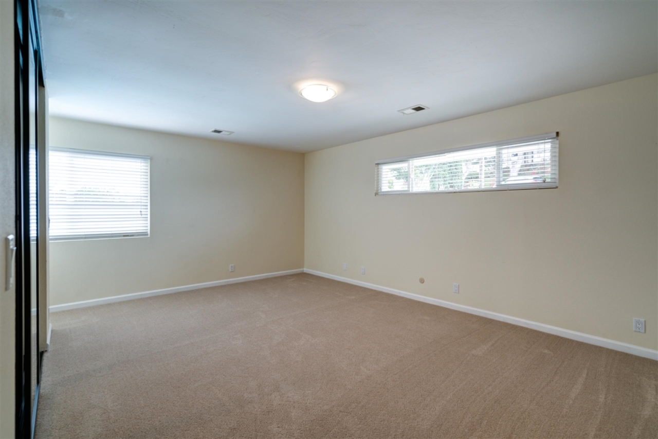3530 Ridgecrest Drive Carlsbad, CA 92008 - Photo 17 of 25 Gallery Image 17