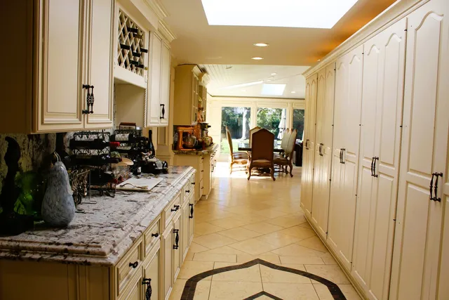 $1,499,000 | 2290 Cedar Court, Northbrook, IL 60062