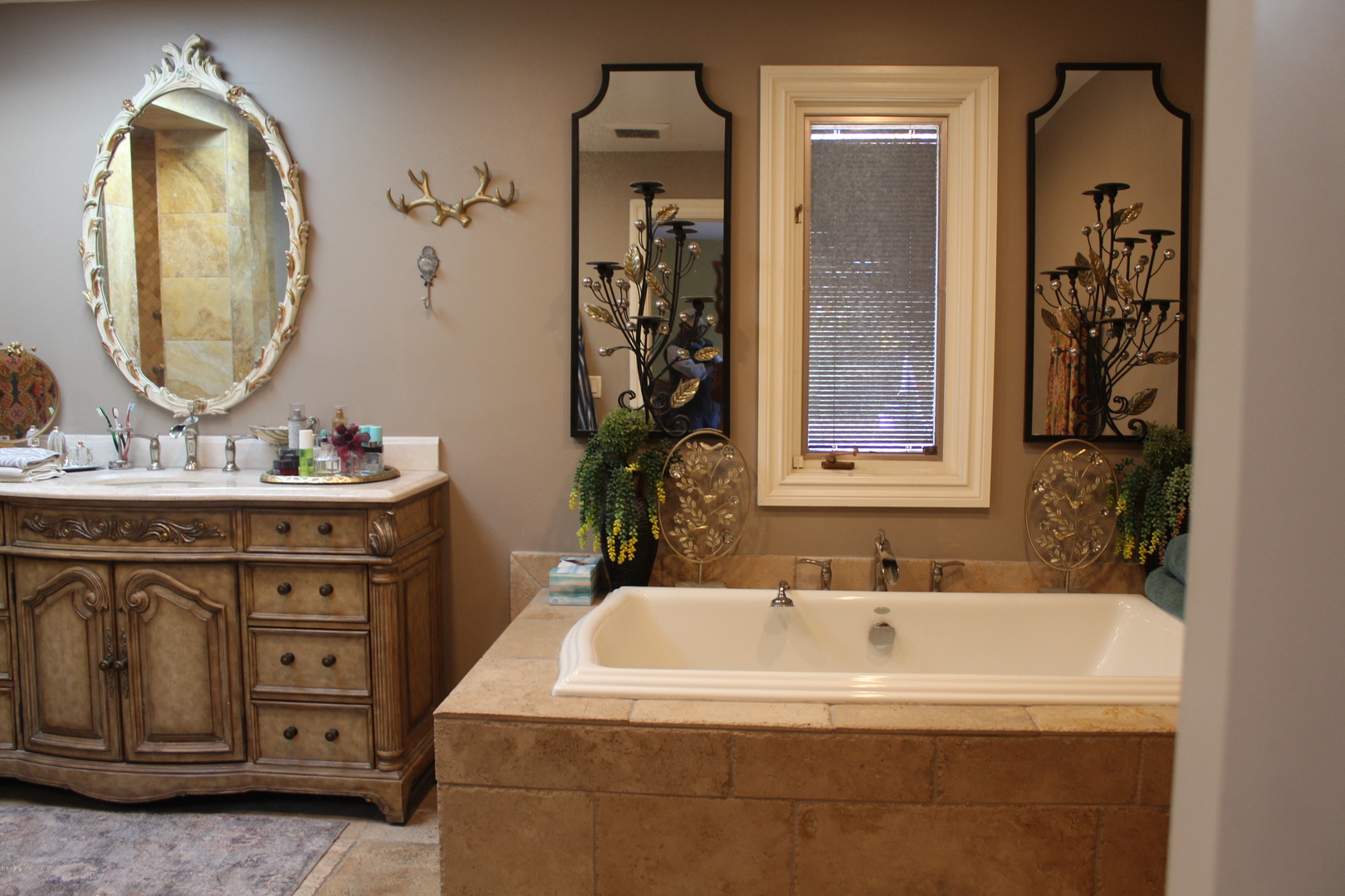 2290 Cedar Court Northbrook, IL 60062 - Photo 36 of 47 a bathroom with a sink mirror and vanity