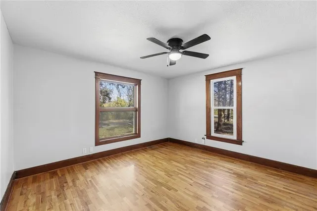 $350,000 | 804 East 10th Street, Ottawa, KS 66067