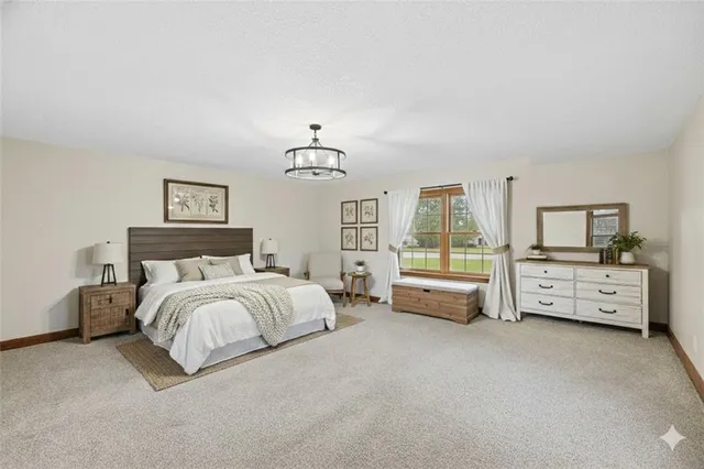 $350,000 | 804 East 10th Street, Ottawa, KS 66067