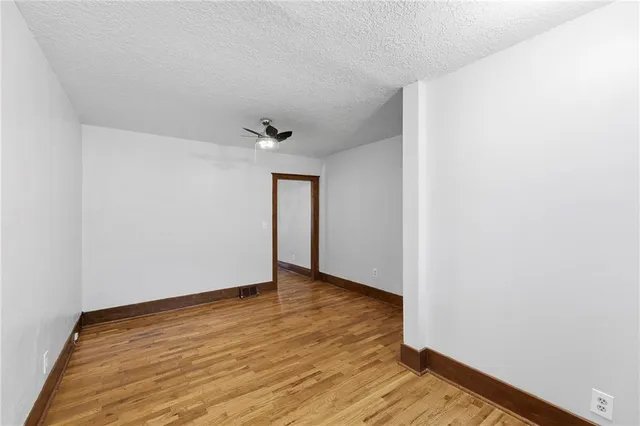 $350,000 | 804 East 10th Street, Ottawa, KS 66067