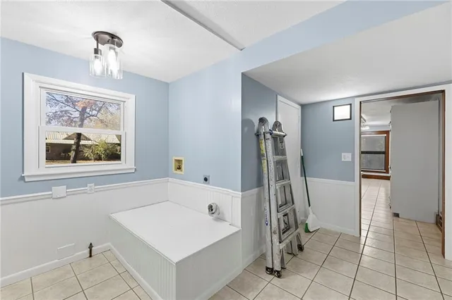 $350,000 | 804 East 10th Street, Ottawa, KS 66067