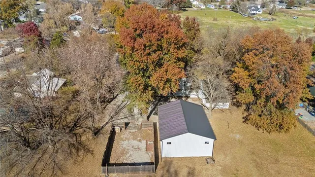 $350,000 | 804 East 10th Street, Ottawa, KS 66067