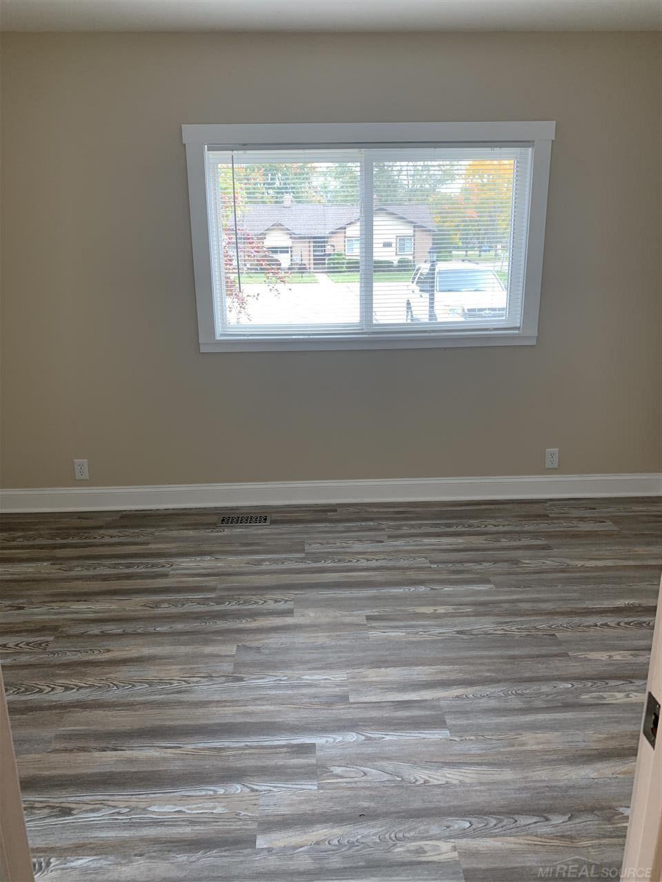 8401 18 18 Mile Road, Unit 2 Sterling Heights, MI 48313 - Photo 17 of 26
