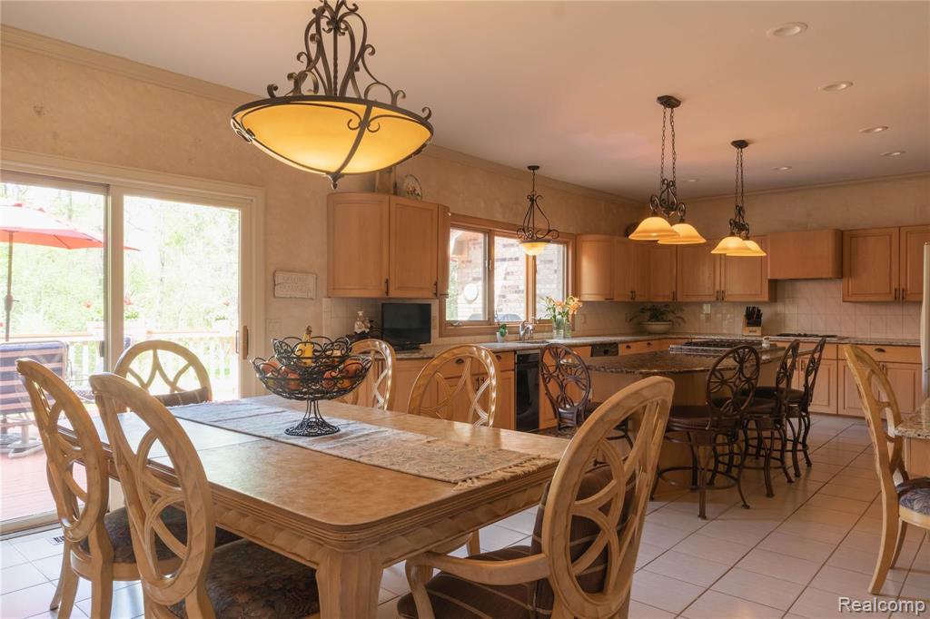 1651 Washington Road Rochester Hills, MI 48306 - Photo 15 of 60