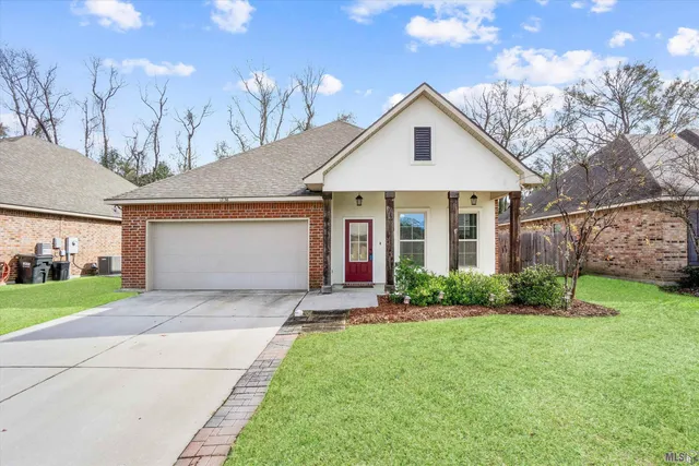 $2,000 | 12136 Grand Wood Avenue, Gonzales, LA 70737