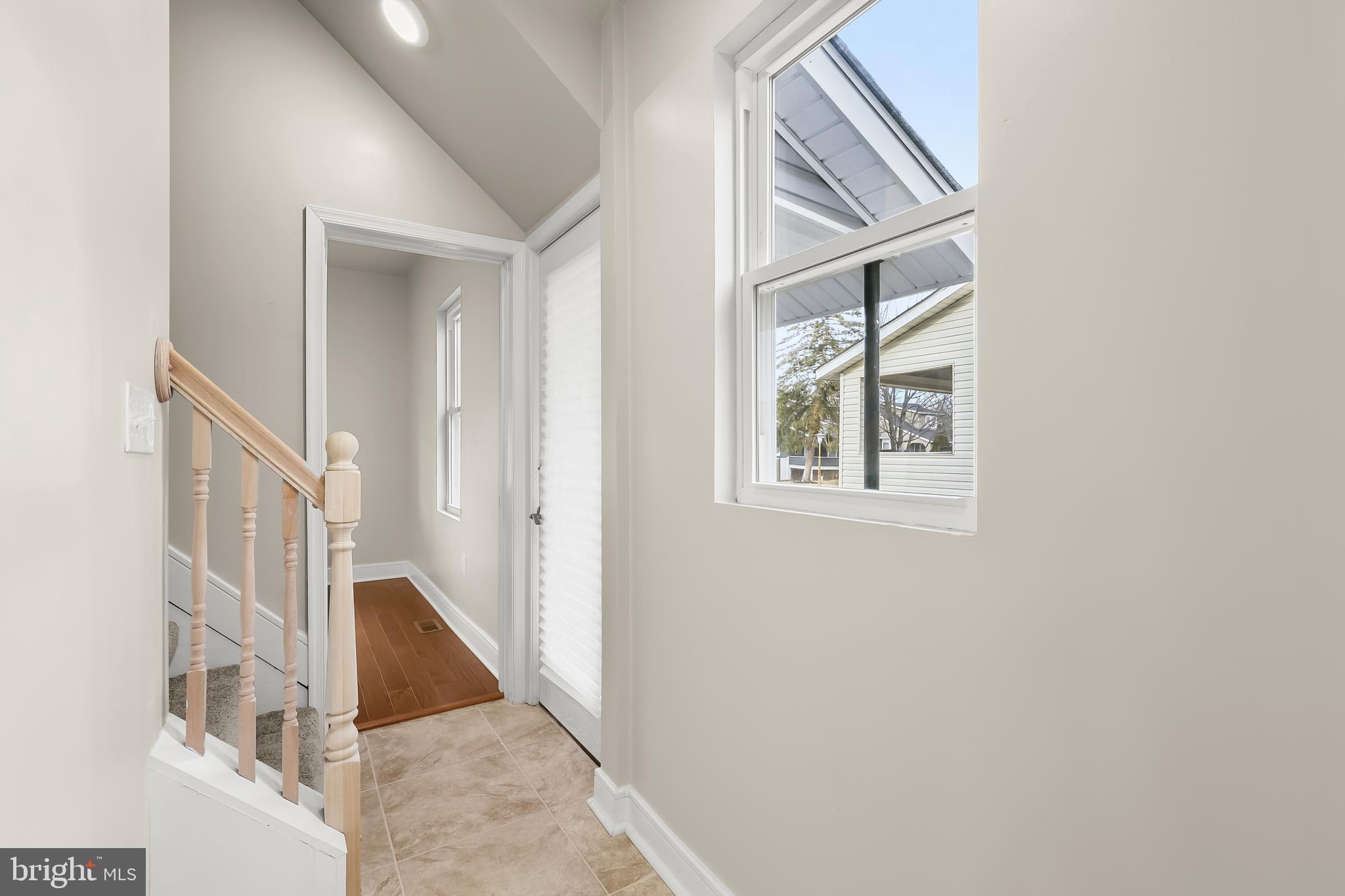 5403 Hamlet Avenue Baltimore, MD 21214 - Photo 25 of 57 Side Entry