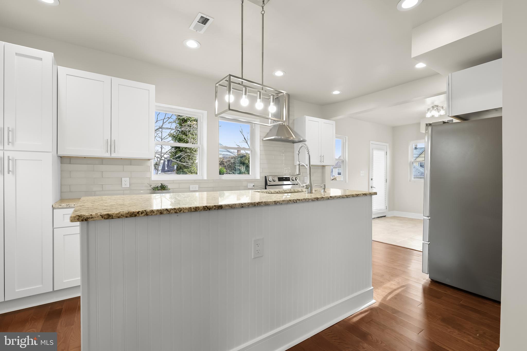 5403 Hamlet Avenue Baltimore, MD 21214 - Photo 26 of 57 Chef-inspired kitchen