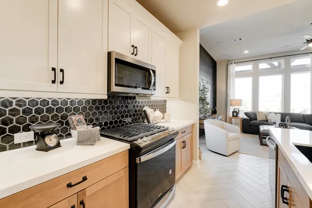 $433,300 | 7819 Cattail Shallows Lane, Katy, TX 77493