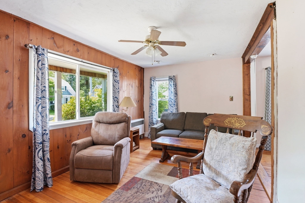13 Clapp Road Hanover, MA 02339 - Photo 5 of 33