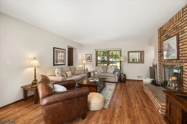 $749,000 | 33 John Drive, Annandale, NJ 08801