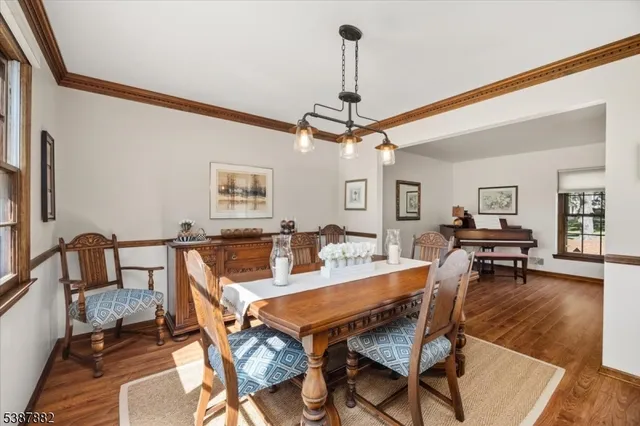 $749,000 | 33 John Drive, Annandale, NJ 08801