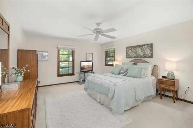 $749,000 | 33 John Drive, Annandale, NJ 08801