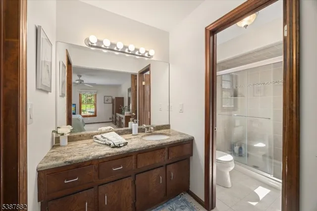 $749,000 | 33 John Drive, Annandale, NJ 08801