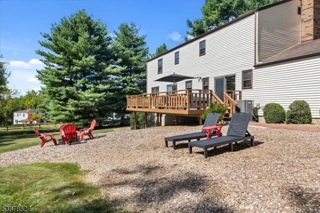 $749,000 | 33 John Drive, Annandale, NJ 08801