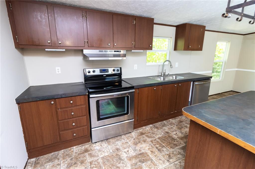 140 Cedar Ridge Place Mount Airy, NC 27030 - Photo 22 of 25 Gallery Image 22