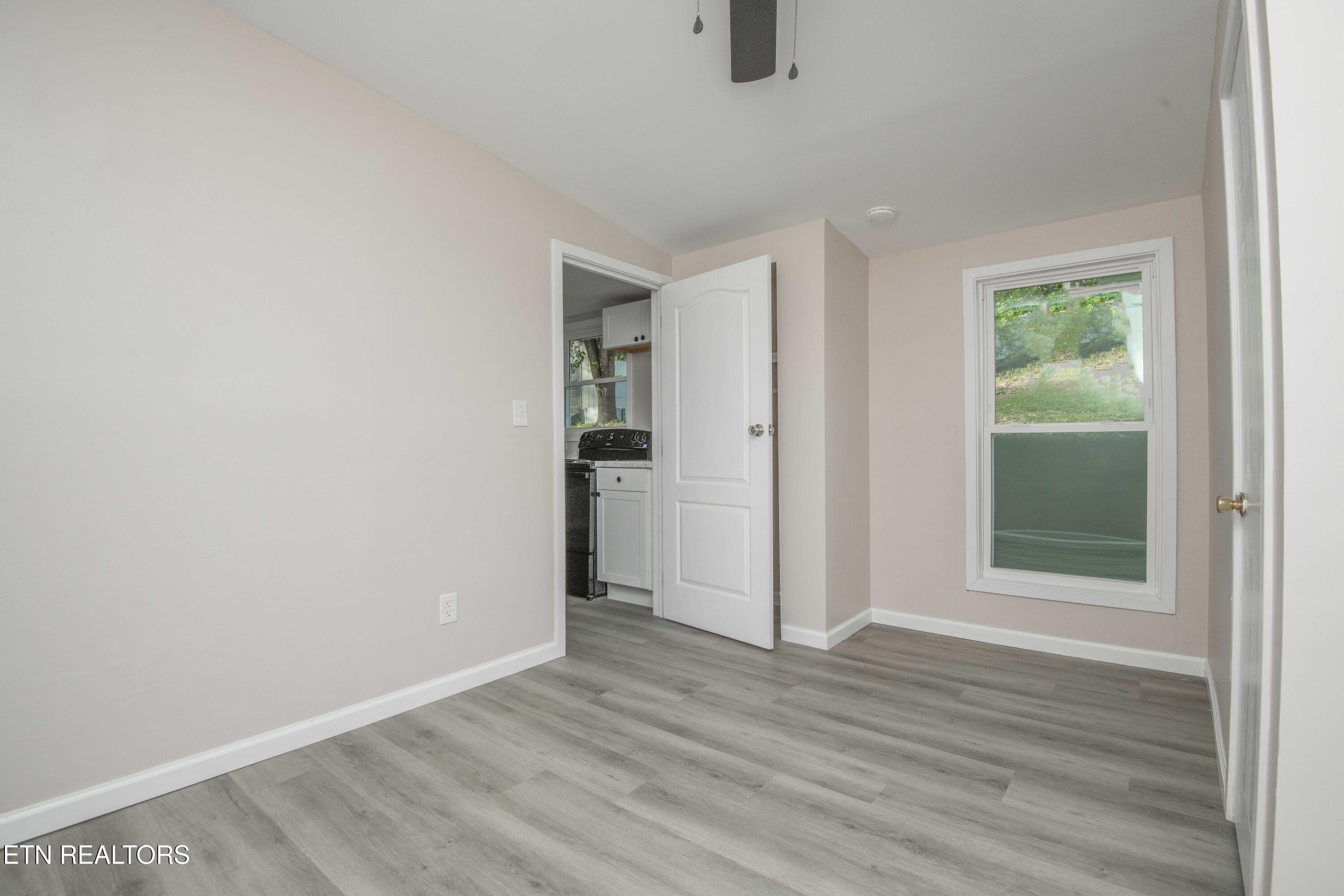 4112 Edington Road Knoxville, TN 37920 - Photo 25 of 36 second bed 3_1