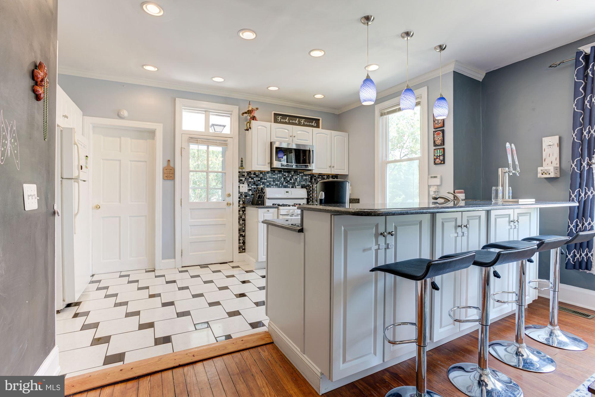 332 Ridge Avenue Towson, MD 21286 - Photo 12 of 32 Kitchen