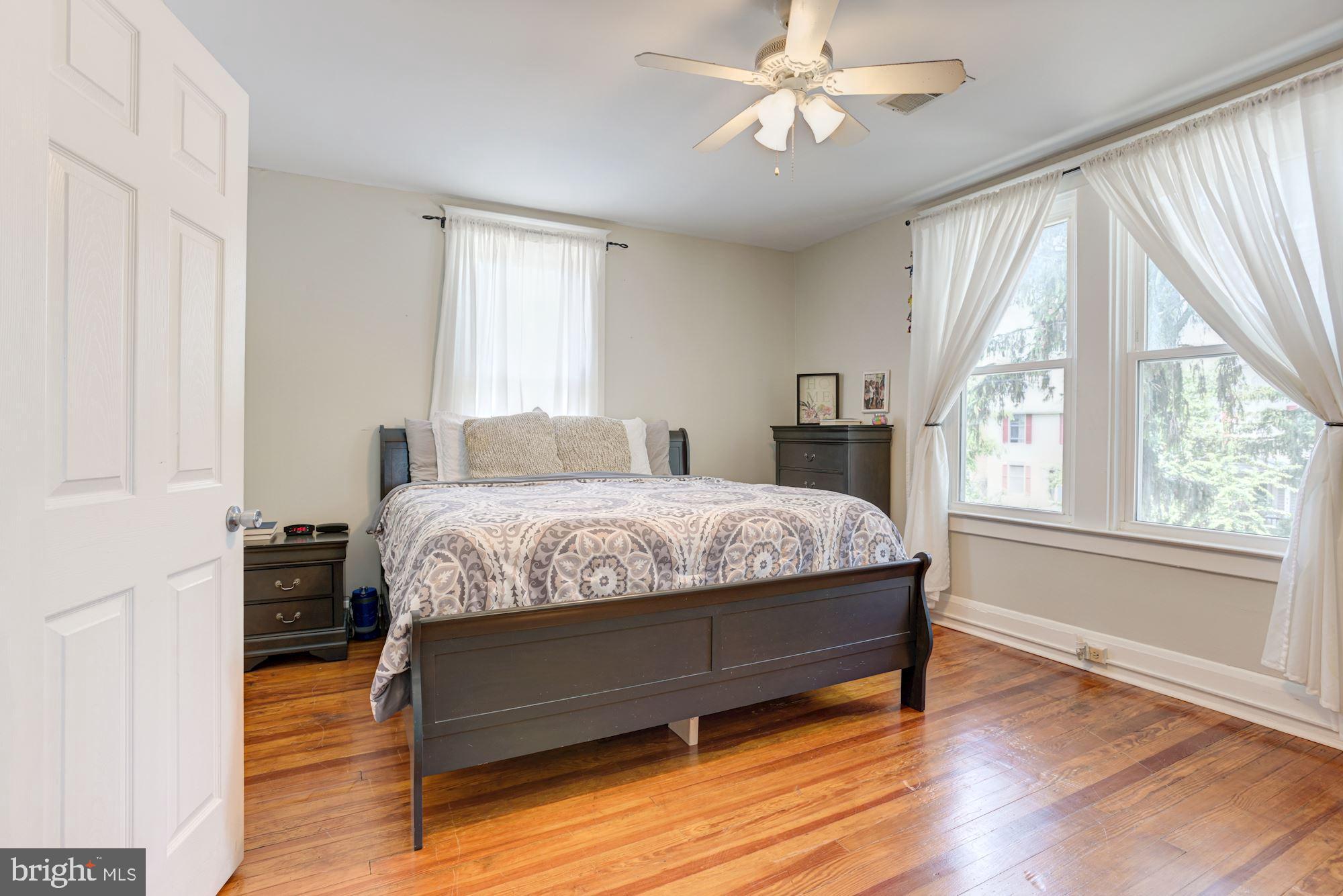 332 Ridge Avenue Towson, MD 21286 - Photo 17 of 32 Primary Bedroom