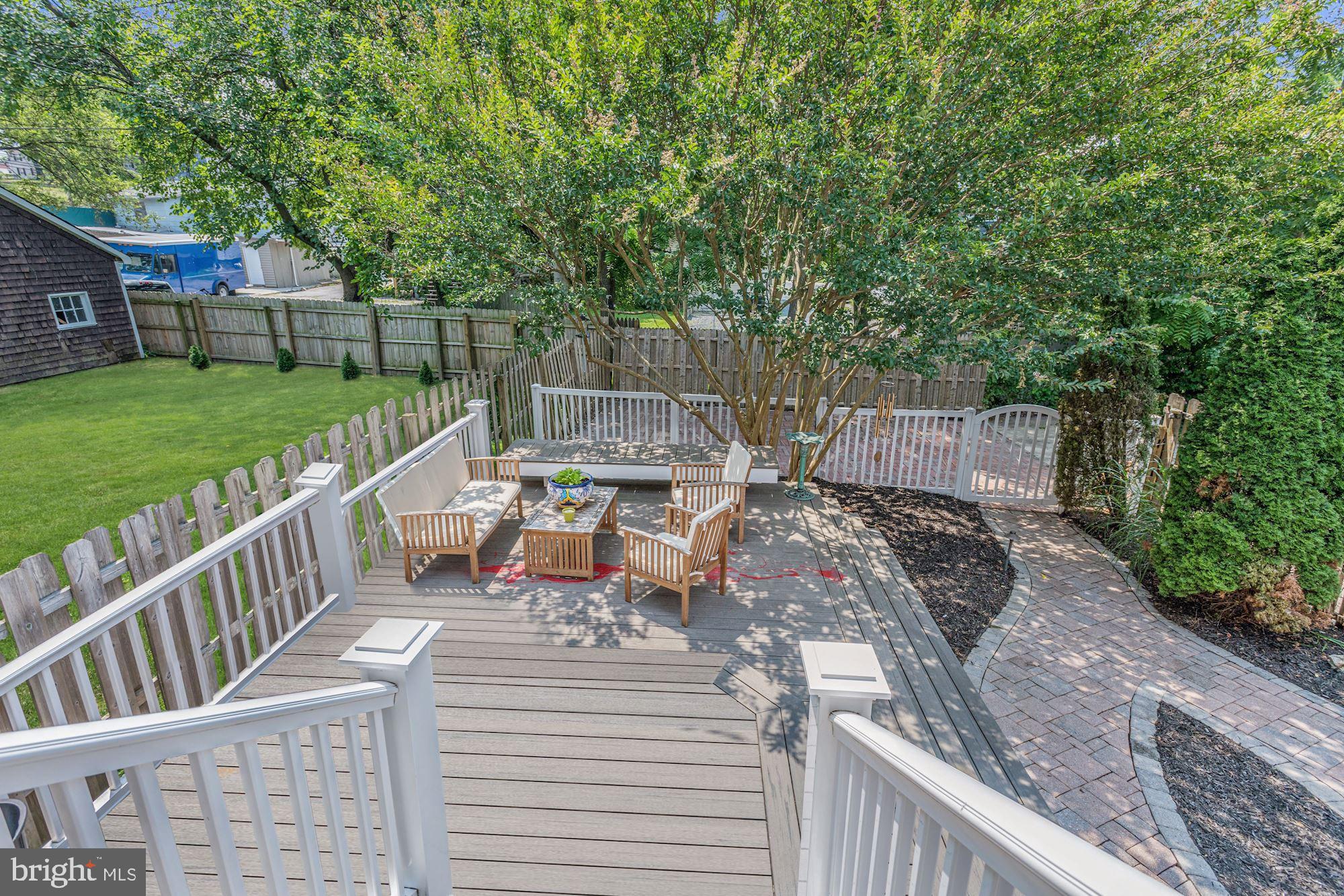 332 Ridge Avenue Towson, MD 21286 - Photo 23 of 32 Deck