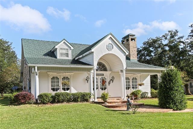 3409 Bayou Road St. Bernard, LA 70085 - Photo 1 of 20