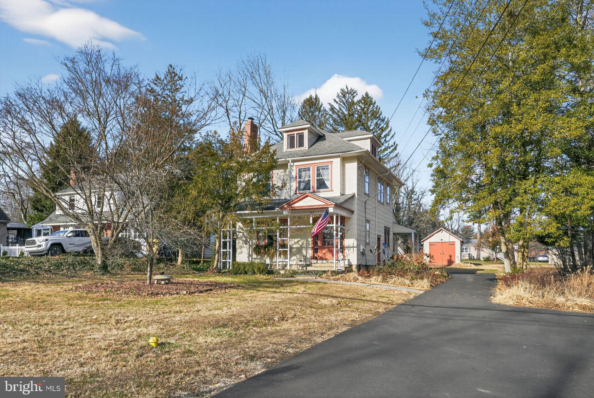 125 Bortondale Road Media, PA 19063 - Photo 2 of 36