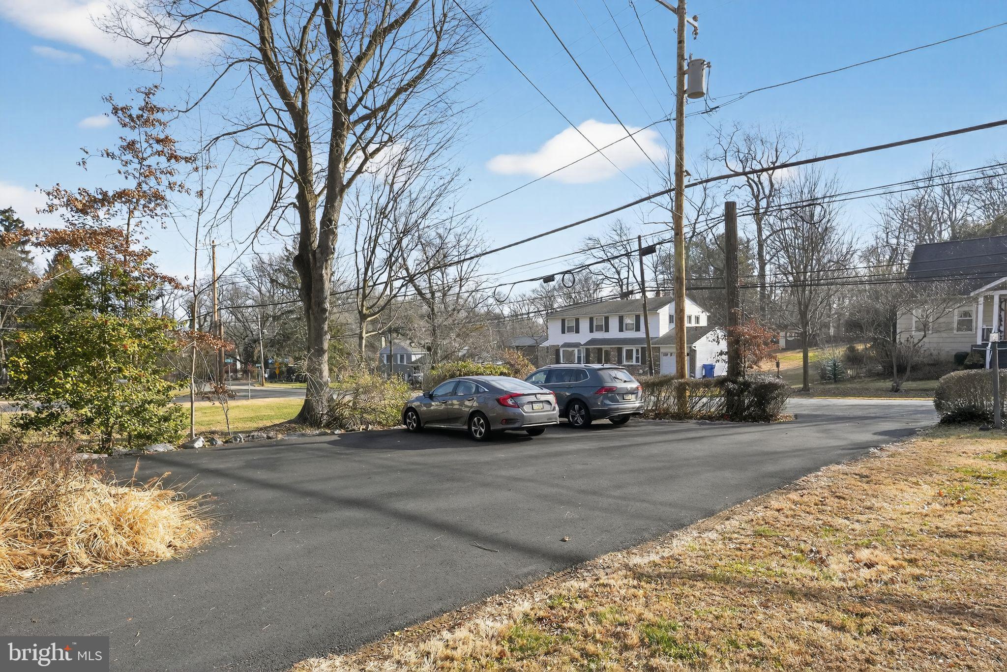 125 Bortondale Road Media, PA 19063 - Photo 5 of 36