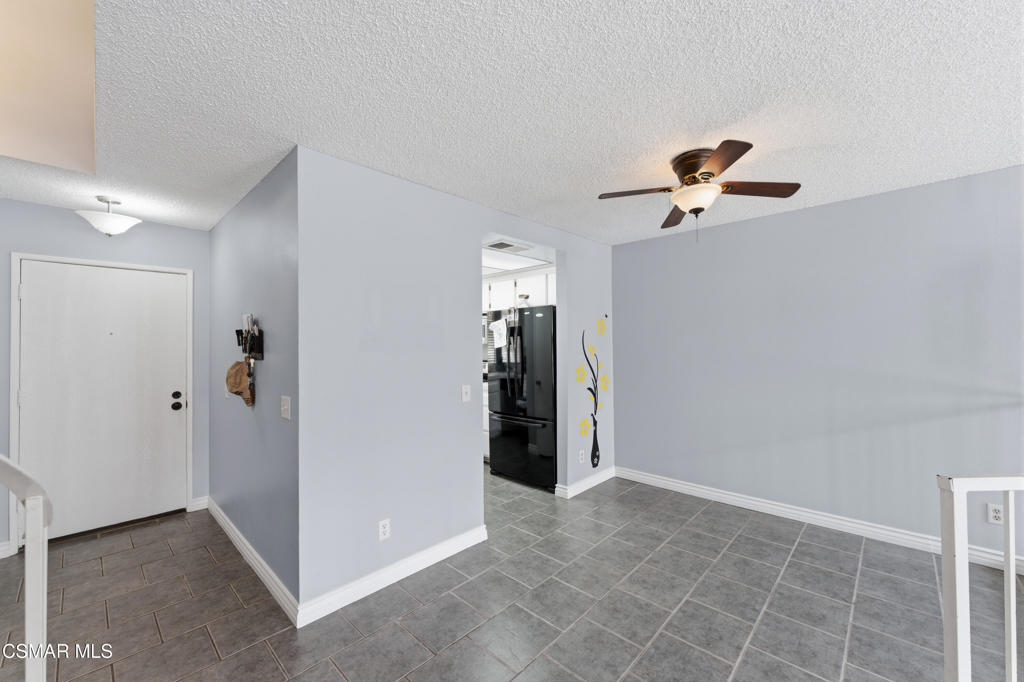 3378 Darby Street, Unit 438 Simi Valley, CA 93063 - Photo 5 of 19