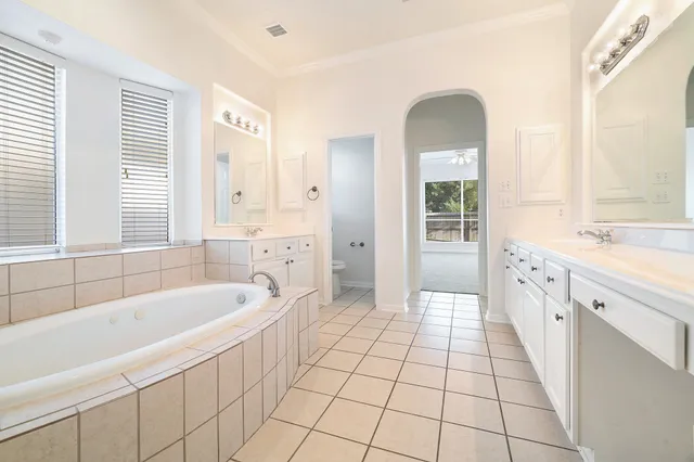 $464,900 | 20411 Evergreen Springs Lane, Spring, TX 77379