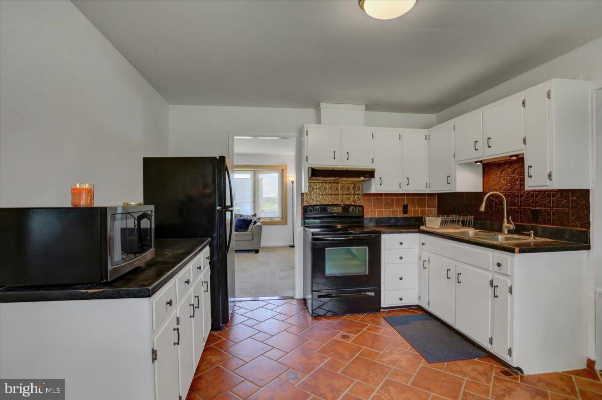 2425 Sollenberger Road Chambersburg, PA 17202 - Photo 14 of 48 Gallery Image 14