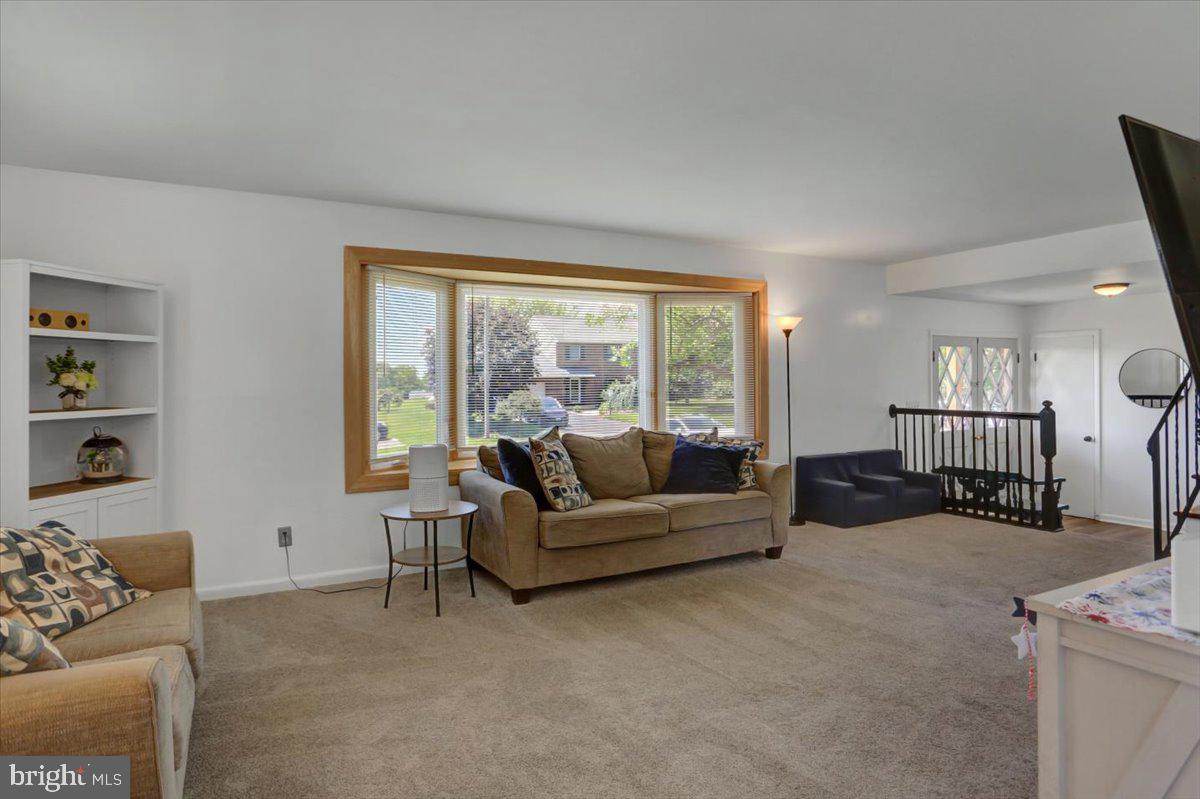 2425 Sollenberger Road Chambersburg, PA 17202 - Photo 9 of 48 Gallery Image 9