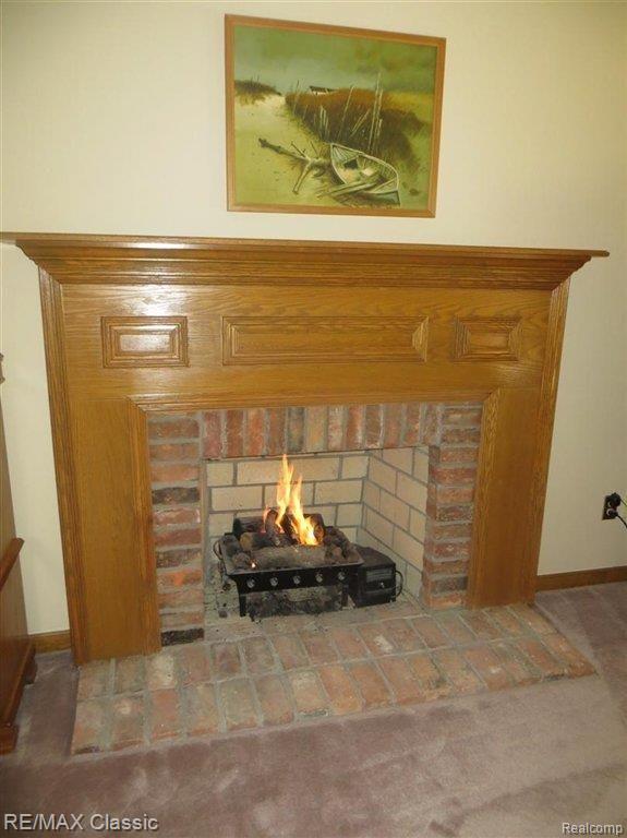 3101 Quail Ridge Circle Rochester, MI 48309 - Photo 15 of 19 Master Fireplace.jpg