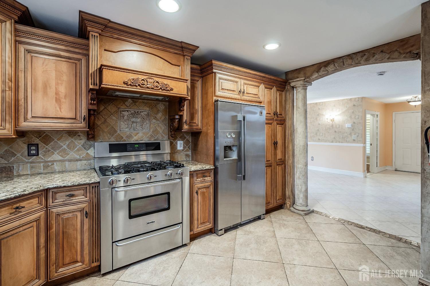 19 Oakland Road Old Bridge, NJ 08857 - Photo 11 of 28 Gallery Image 11