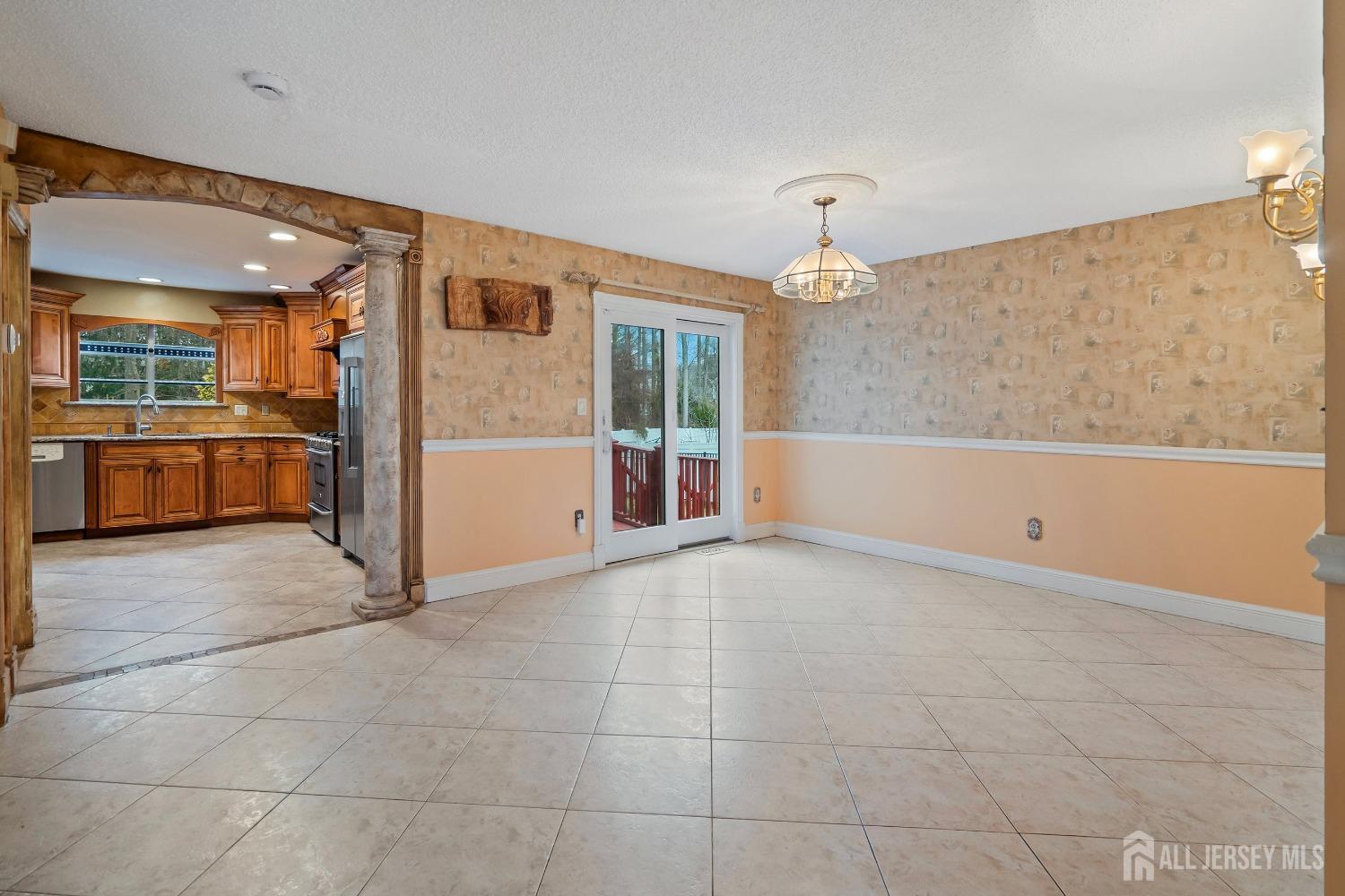 19 Oakland Road Old Bridge, NJ 08857 - Photo 9 of 28 Gallery Image 9