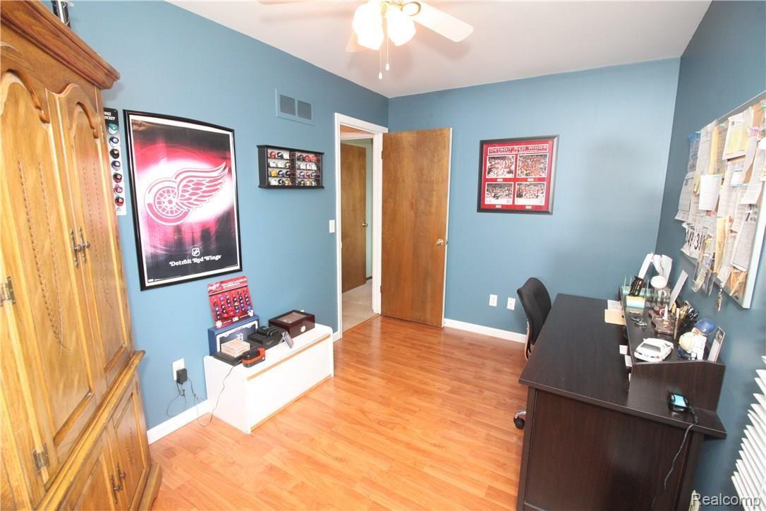 47630 Tilch Road Macomb, MI 48044 - Photo 30 of 58 IMG_1722.JPG