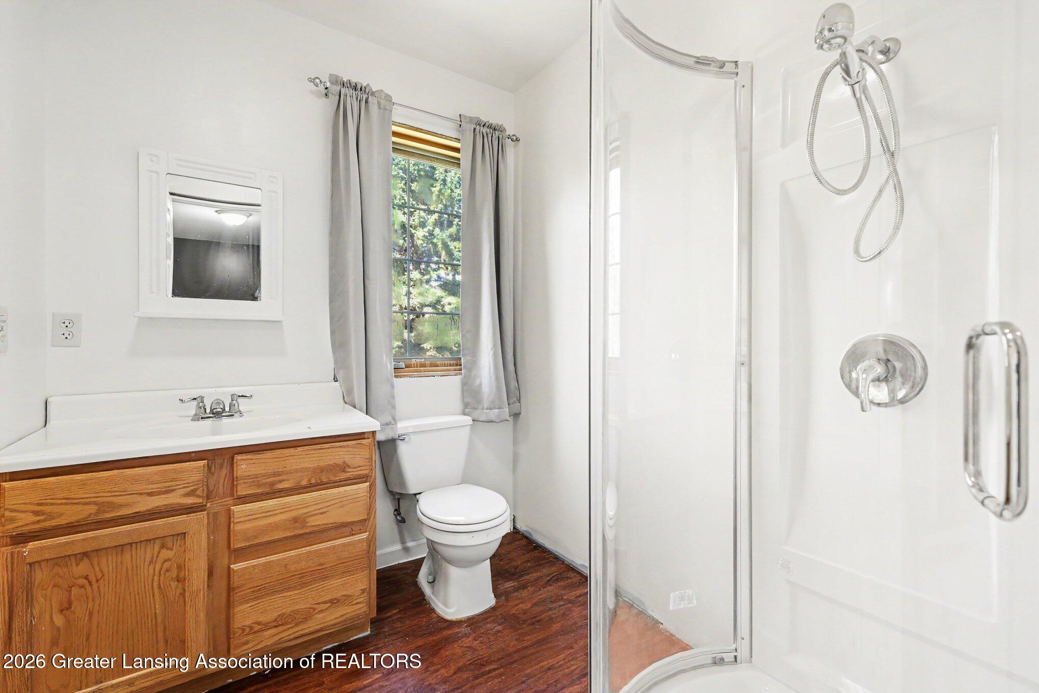 6204 North Dewitt Road St. Johns, MI 48879 - Photo 41 of 69 Bathroom