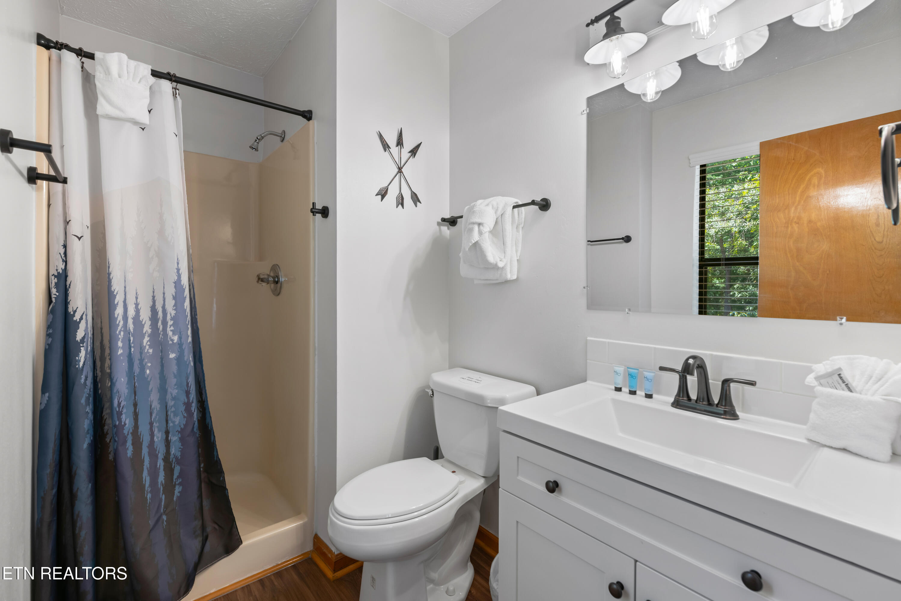 3729 Plaza Way, Unit 141 Pigeon Forge, TN 37863 - Photo 14 of 21 Pinecrest Townhomes - 141-14