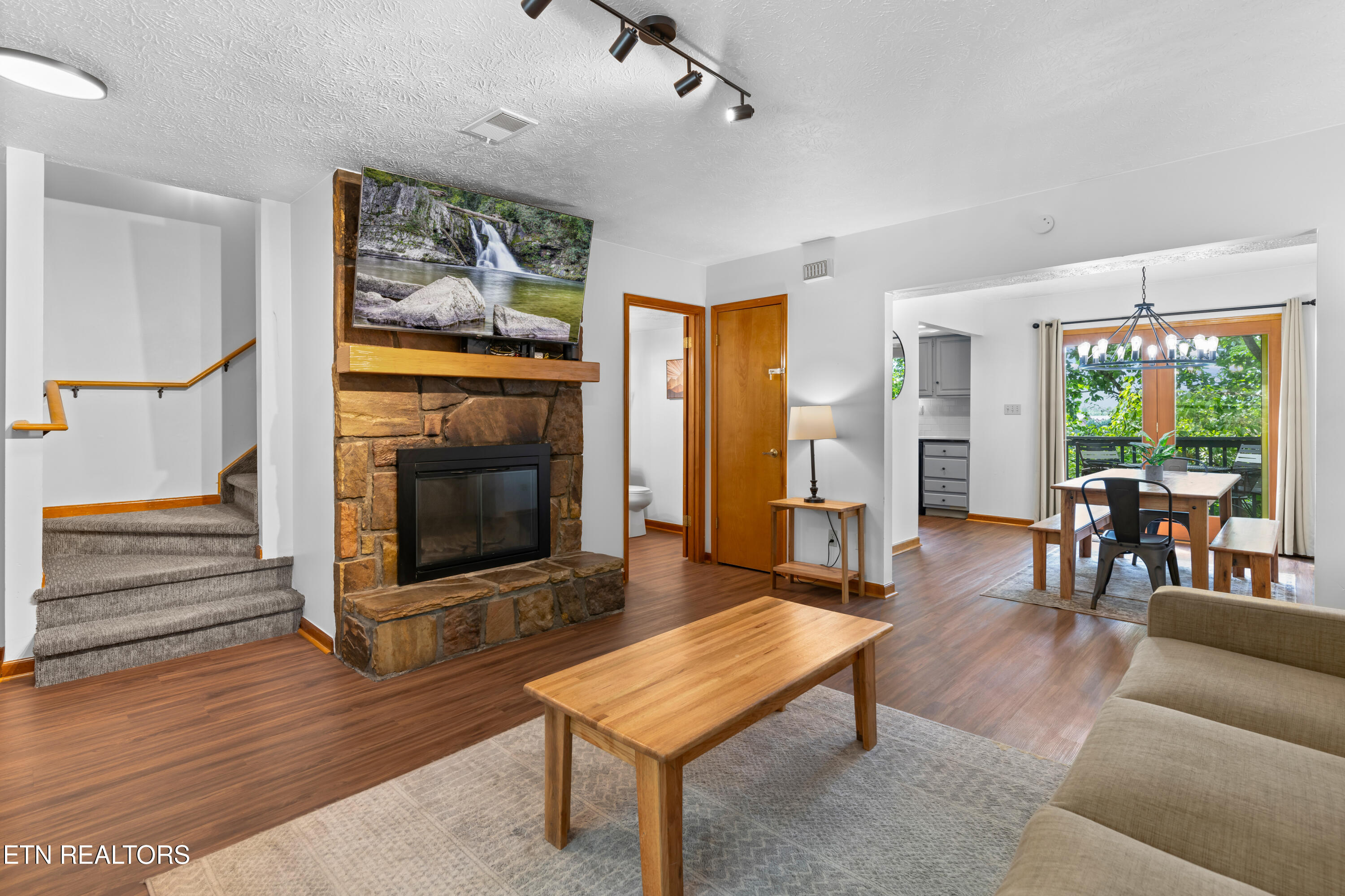 3729 Plaza Way, Unit 141 Pigeon Forge, TN 37863 - Photo 2 of 21 Pinecrest Townhomes - 141-01