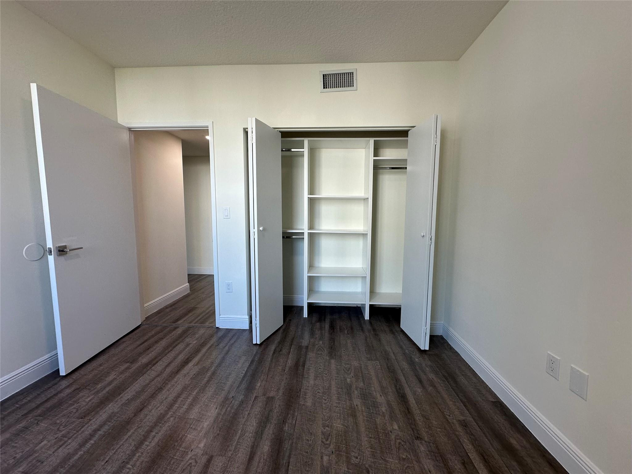 110 Southwest 12th Street, Unit 902 Miami, FL 33130 - Photo 11 of 24 Photo 11