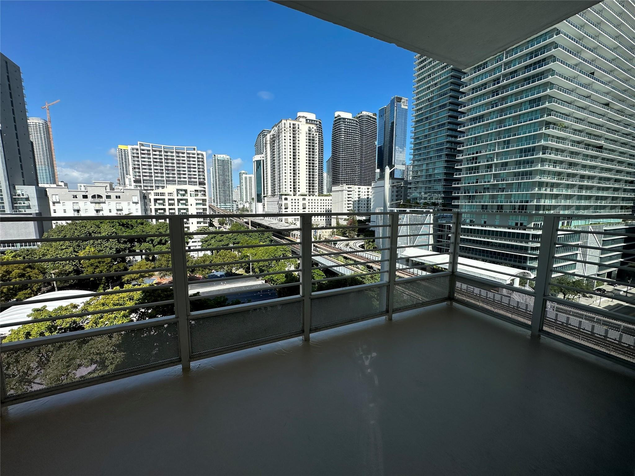 110 Southwest 12th Street, Unit 902 Miami, FL 33130 - Photo 2 of 24 Photo 2