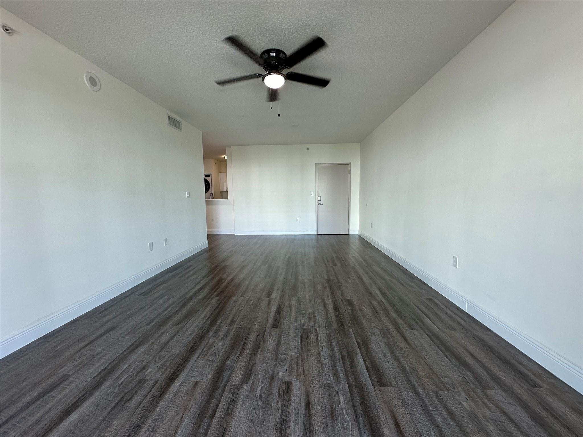 110 Southwest 12th Street, Unit 902 Miami, FL 33130 - Photo 6 of 24 Photo 6