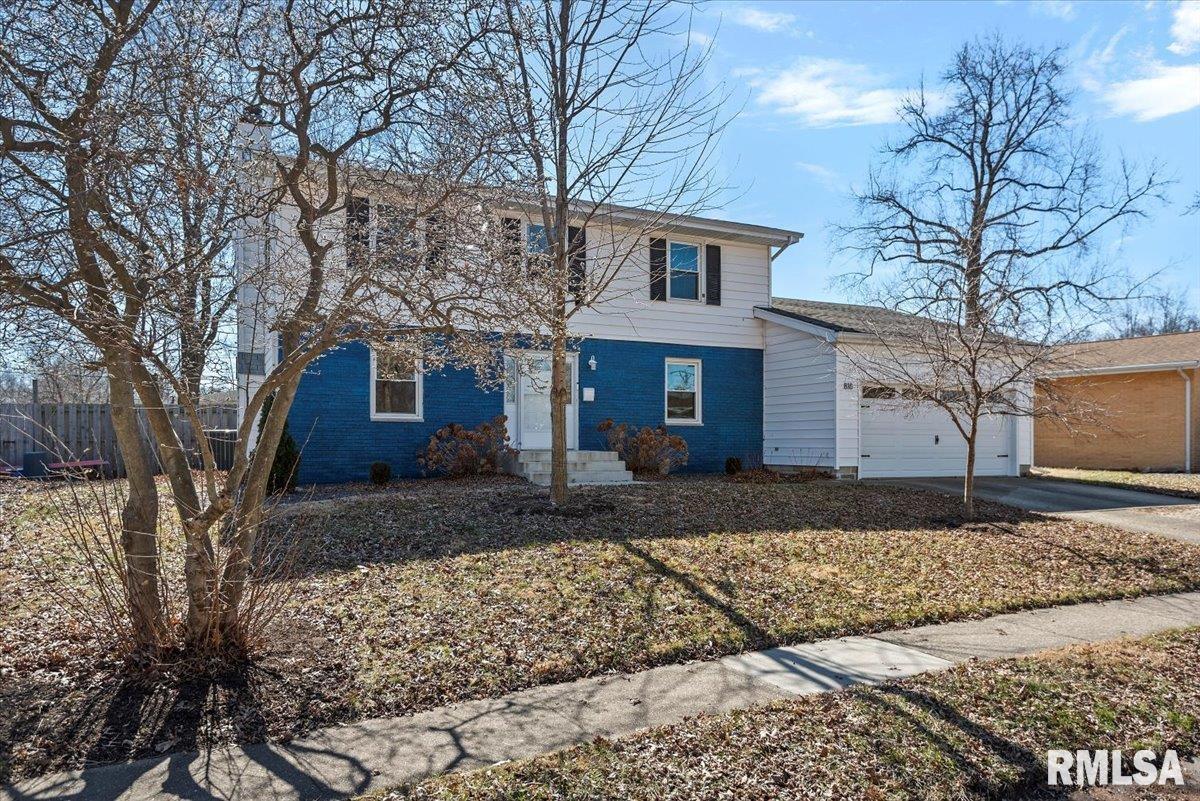 818 Kenyon Drive Springfield, IL 62704 - Photo 3 of 47 Gallery Image 3