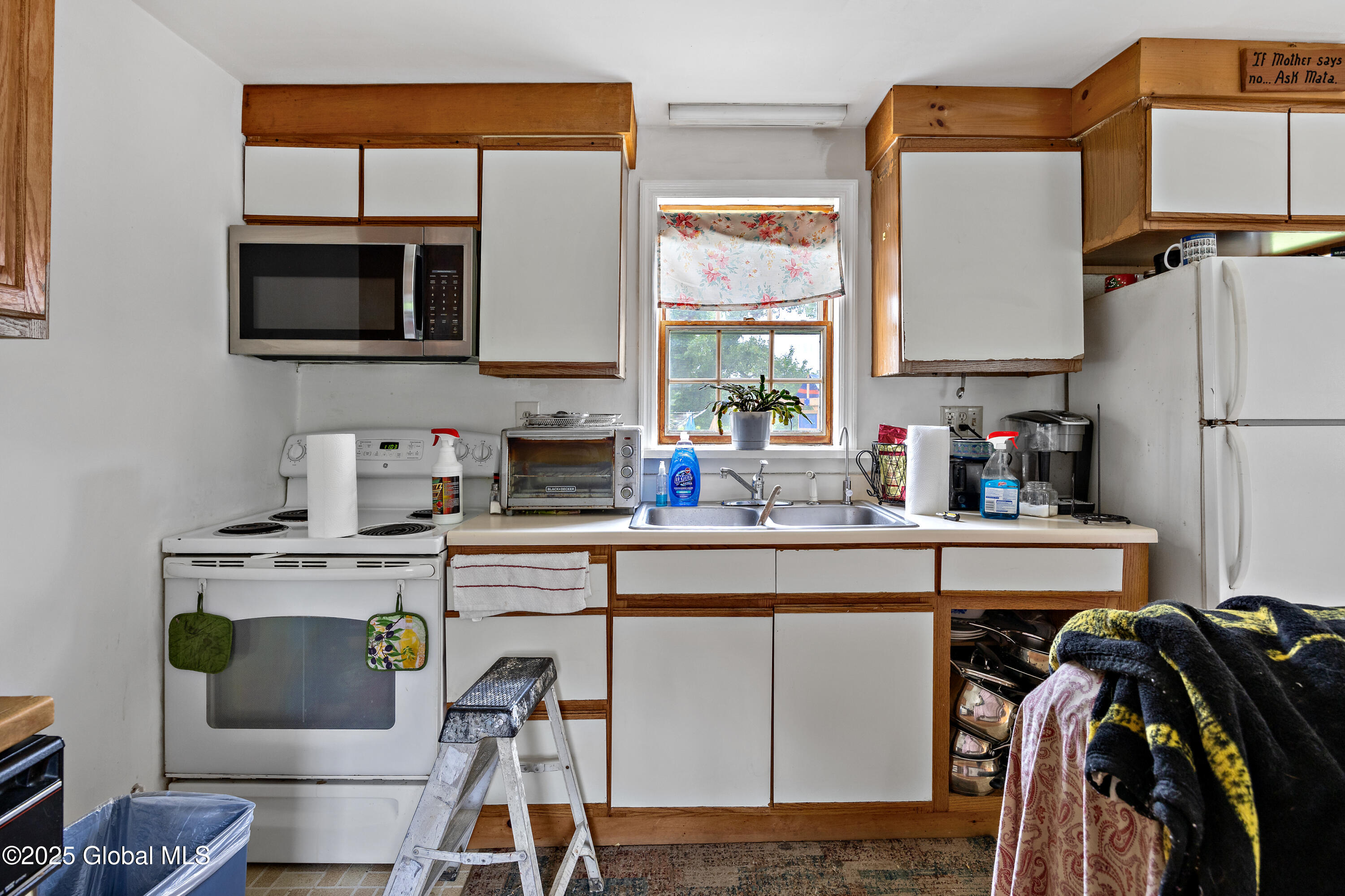 653-655 River Road Schodack, NY 12156 - Photo 4 of 40 1 (6)