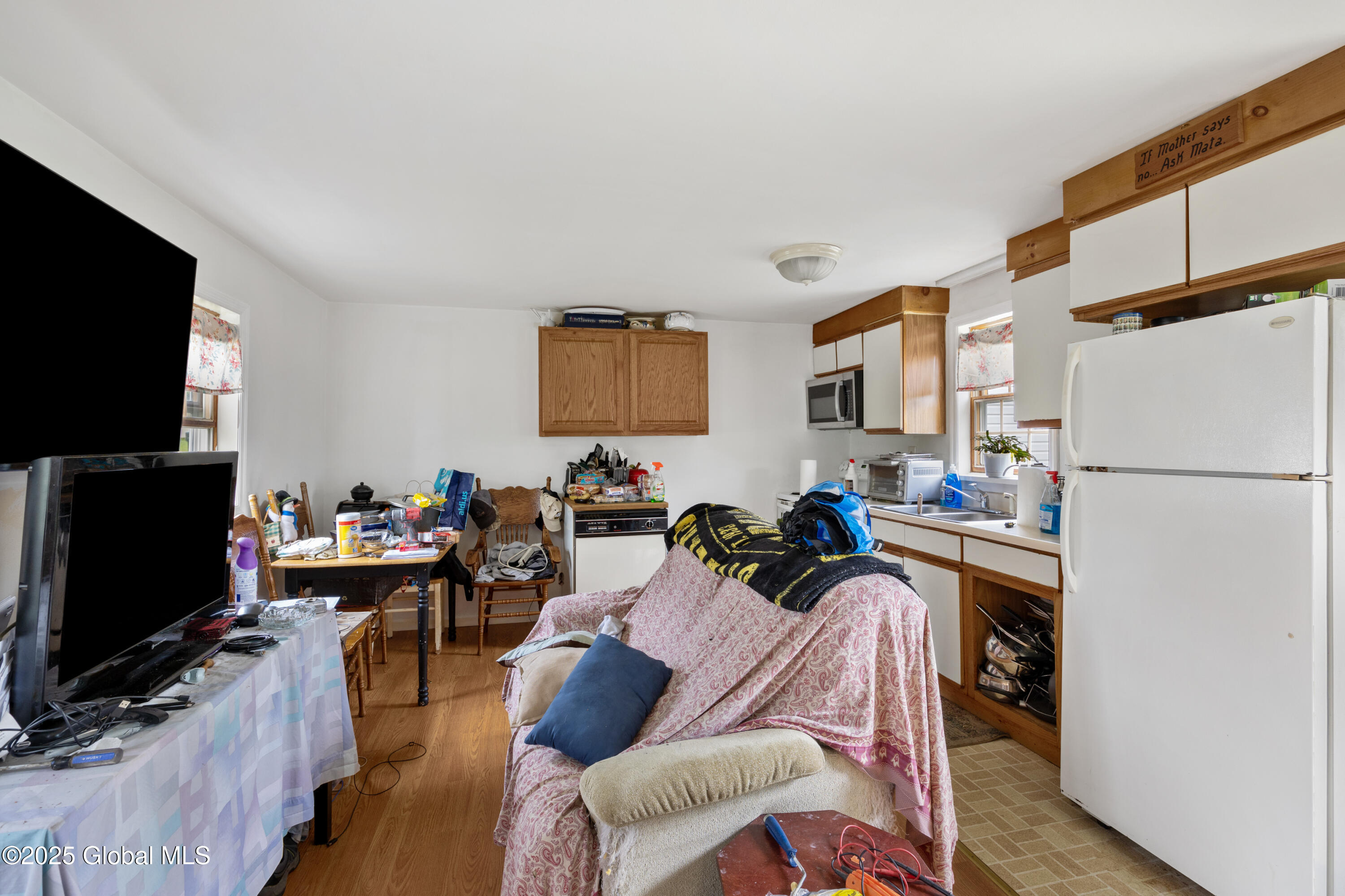 653-655 River Road Schodack, NY 12156 - Photo 7 of 40 1 (3)